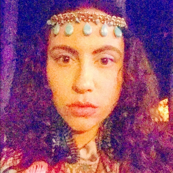 Meet your Posher, Pamela - Picture 6 of 8